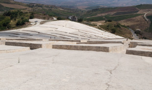 Mario Cucinella Architects e Galileo Ingegneria incaricati per la progettazione del restauro dell’opera “Il Cretto” di Alberto Burri a Gibellina